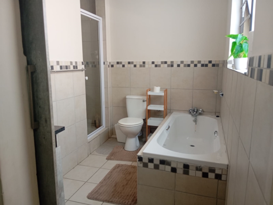 3 Bedroom Property for Sale in Waterval East North West
